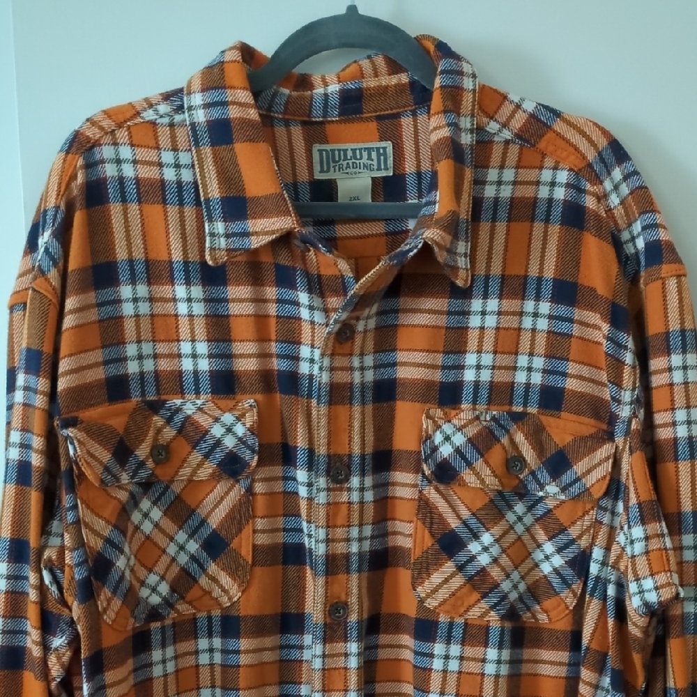 Duluth Trading Co Burleyweight Orange and Blue Button Down Shirt